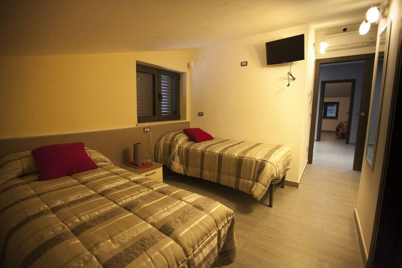 La Cartolina Del Sannio Bed & Breakfast Campolattaro Bagian luar foto